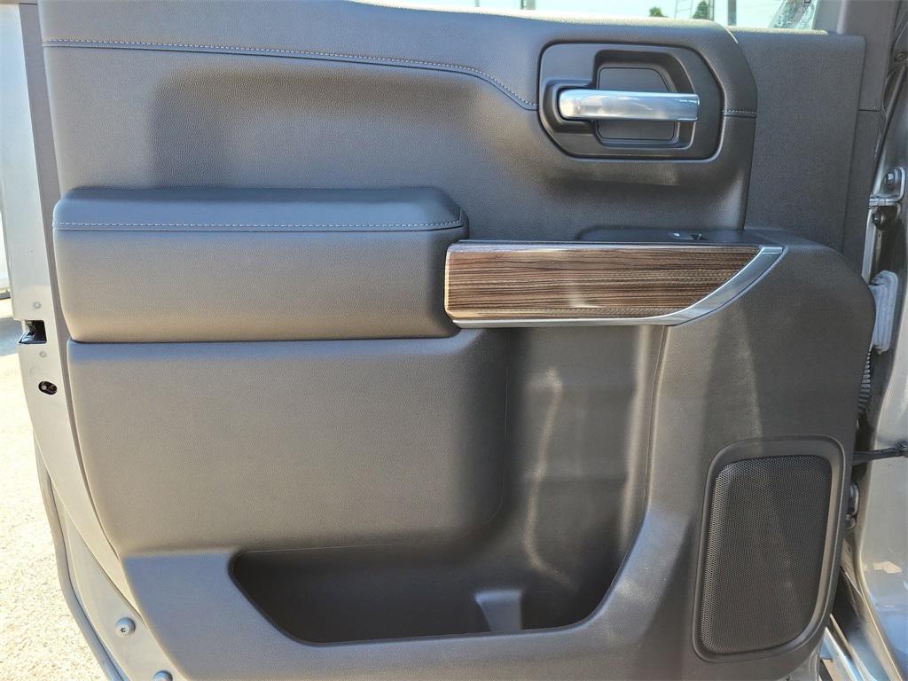 used 2020 Chevrolet Silverado 1500 car, priced at $27,998