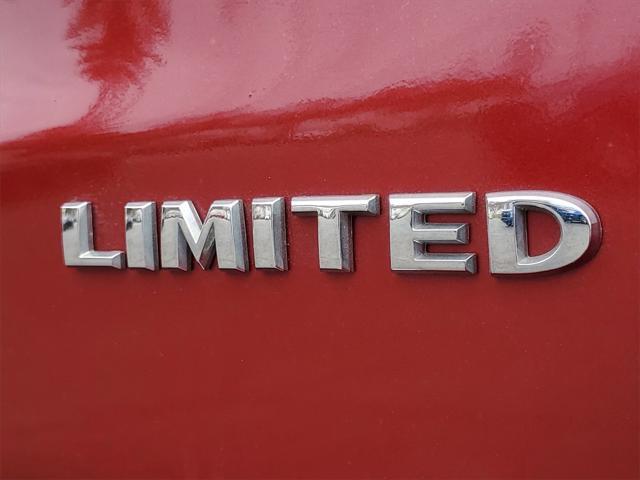 used 2015 Jeep Grand Cherokee car, priced at $10,999