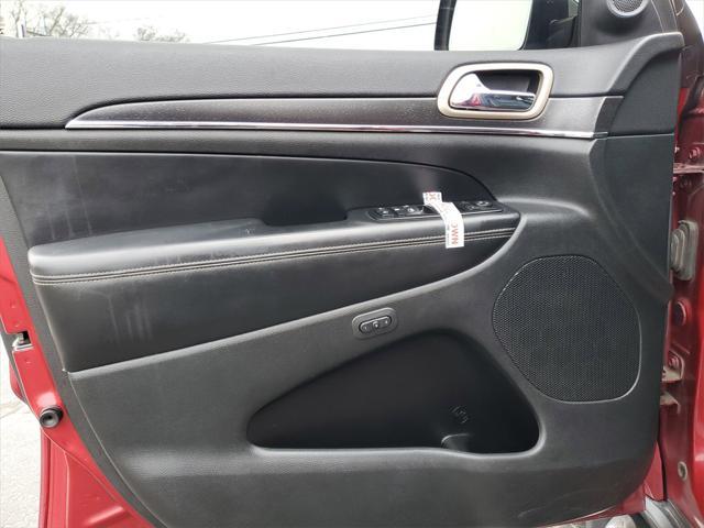 used 2015 Jeep Grand Cherokee car, priced at $10,999