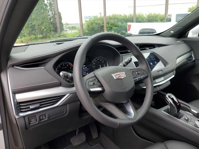 used 2022 Cadillac XT4 car, priced at $31,998