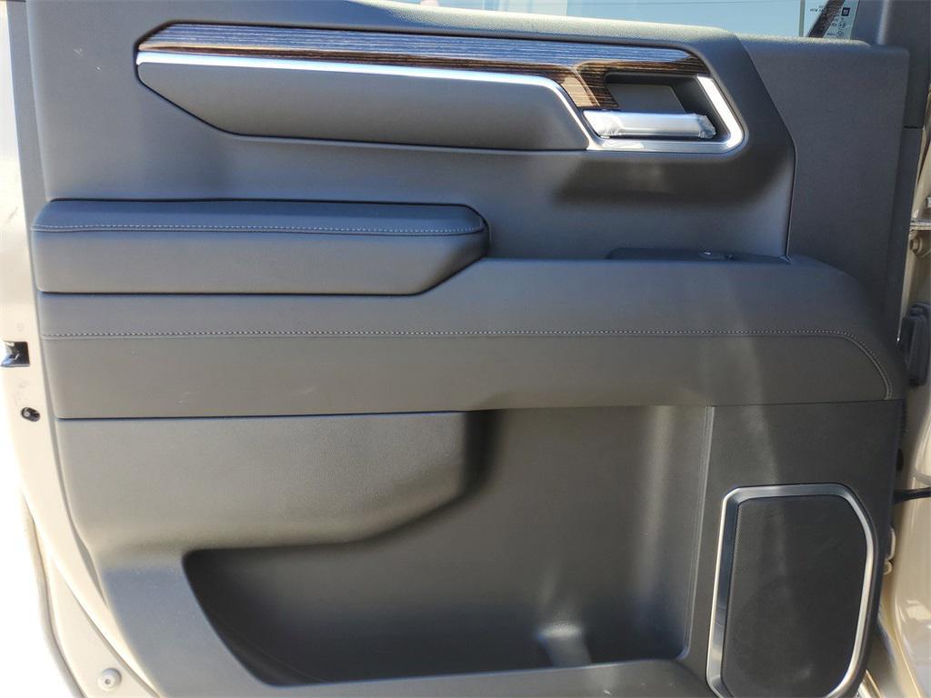 used 2023 GMC Sierra 1500 car, priced at $43,999