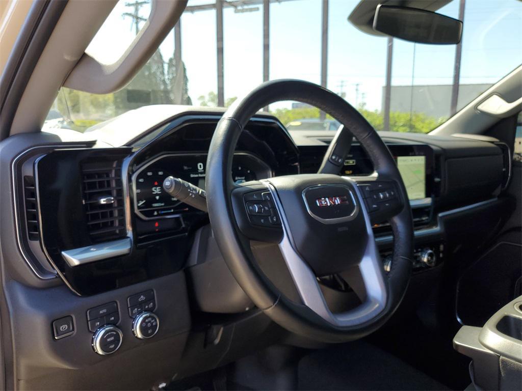 used 2023 GMC Sierra 1500 car, priced at $43,999
