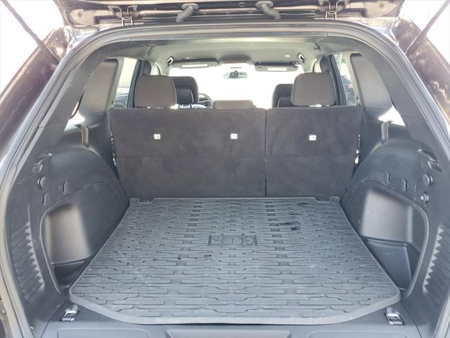 used 2021 Jeep Grand Cherokee car