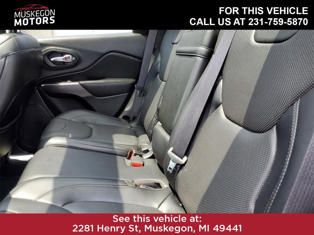 used 2019 Jeep Cherokee car, priced at $16,946