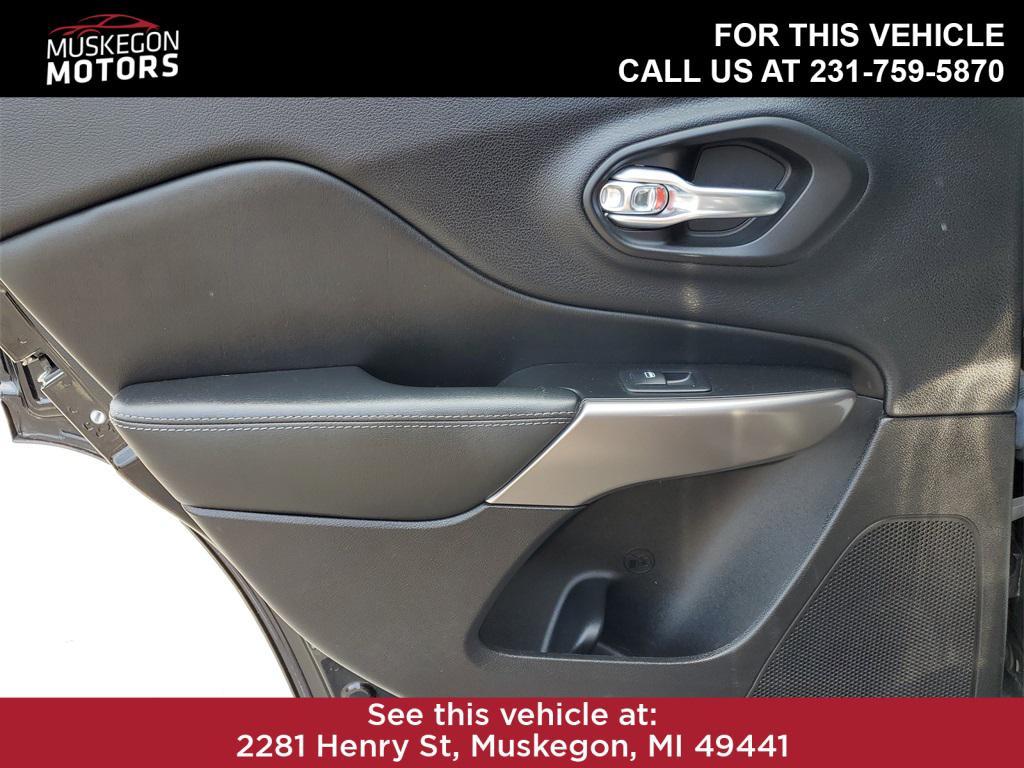 used 2019 Jeep Cherokee car, priced at $16,946