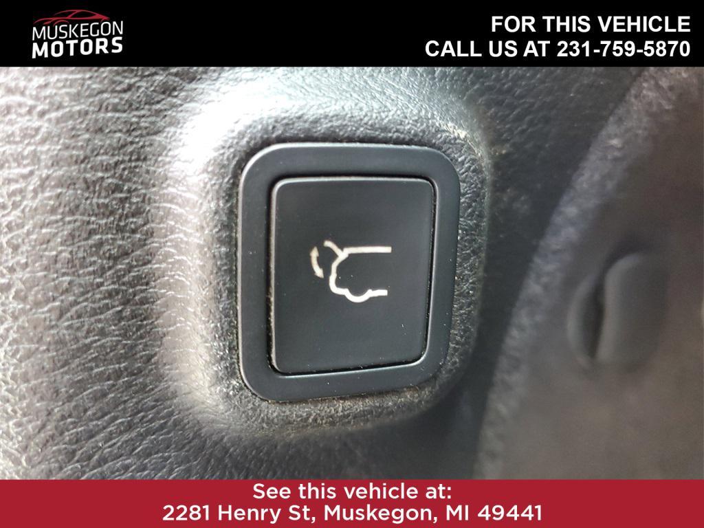 used 2019 Jeep Cherokee car, priced at $16,946