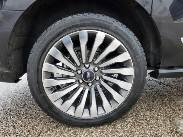 used 2019 Lincoln Navigator L car, priced at $33,999