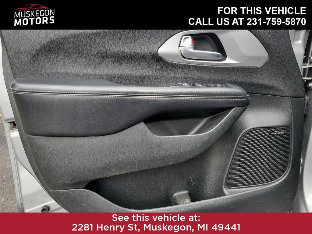 used 2018 Chrysler Pacifica car, priced at $11,946