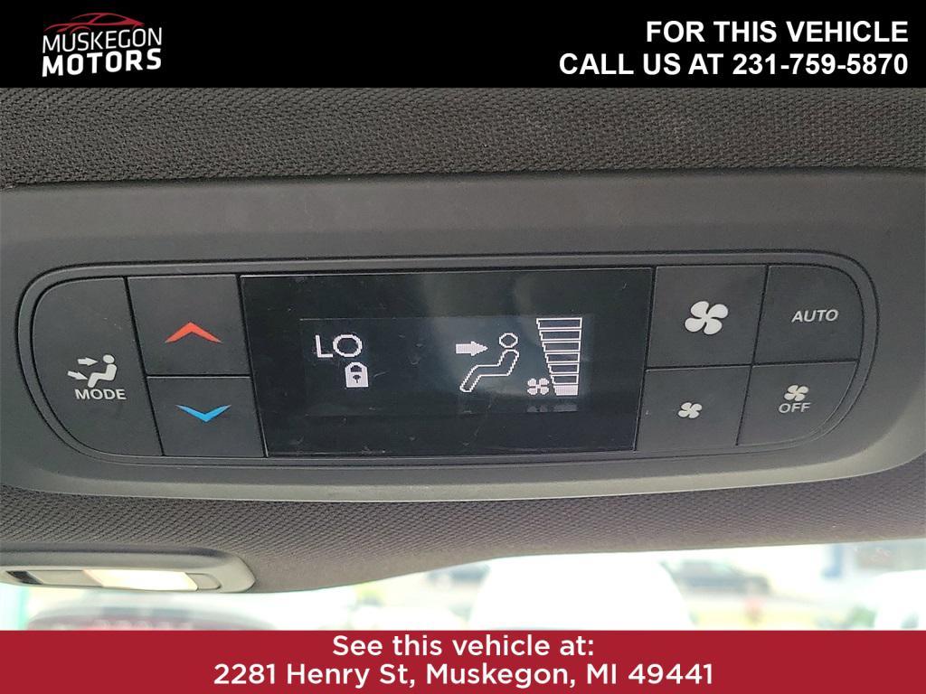 used 2018 Chrysler Pacifica car, priced at $11,946