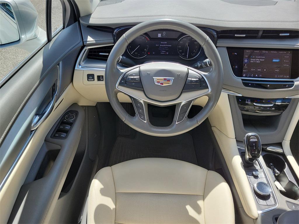 used 2020 Cadillac XT5 car, priced at $21,999