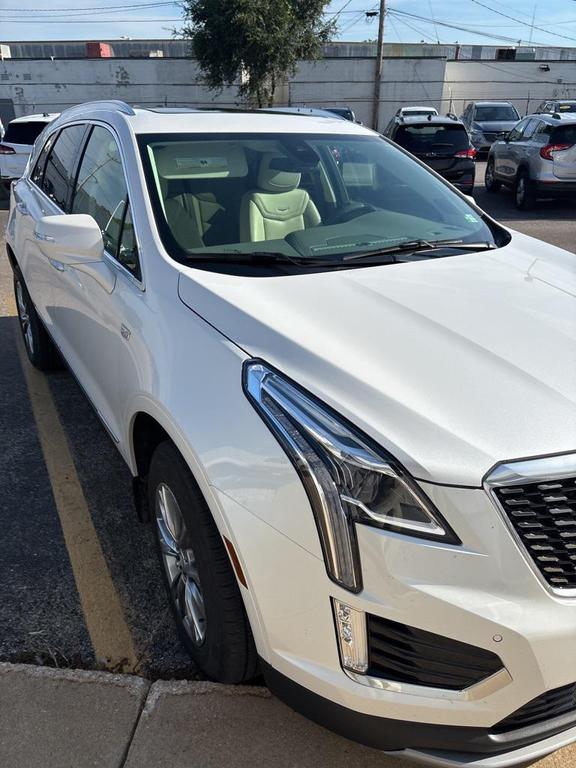 used 2020 Cadillac XT5 car, priced at $21,499