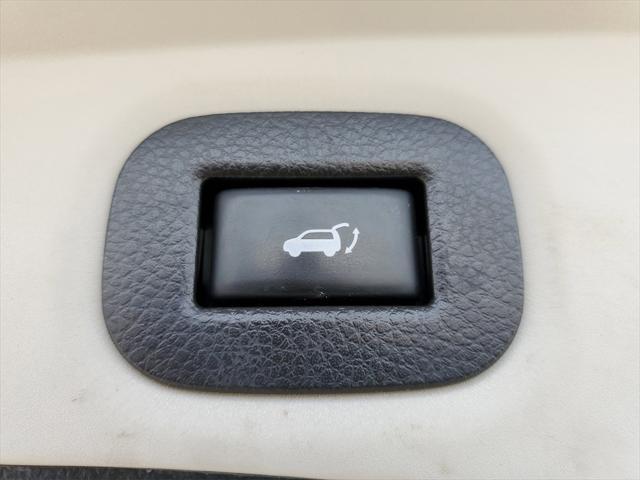 used 2018 Nissan Rogue car, priced at $16,999