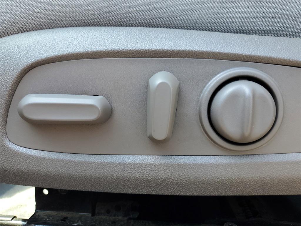 used 2019 Chevrolet Malibu car, priced at $13,499