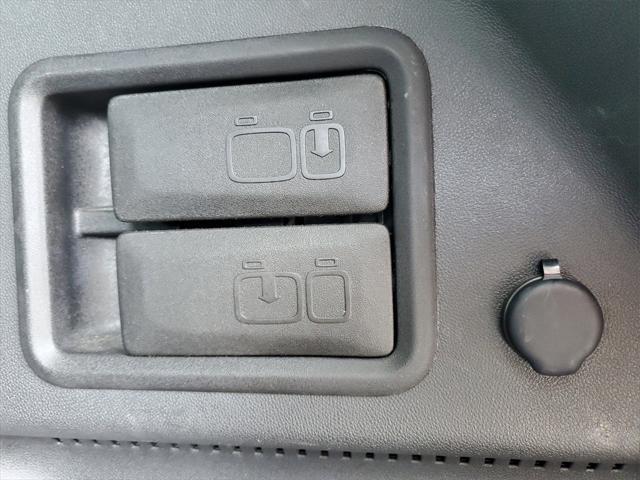 used 2023 Chevrolet Equinox car, priced at $20,999