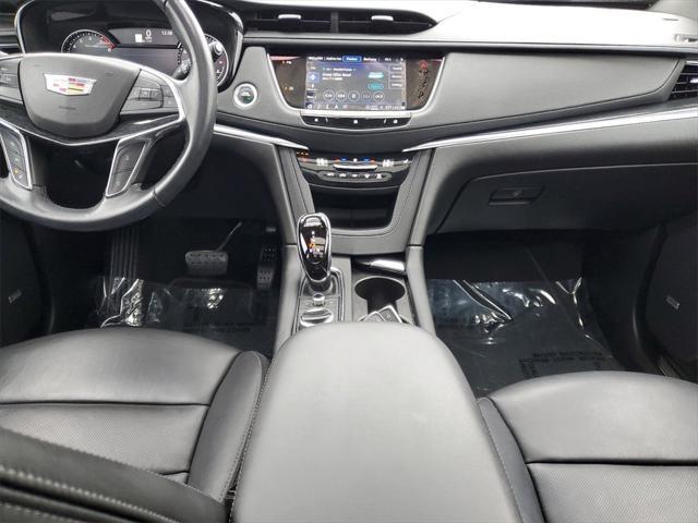 used 2021 Cadillac XT5 car, priced at $32,899