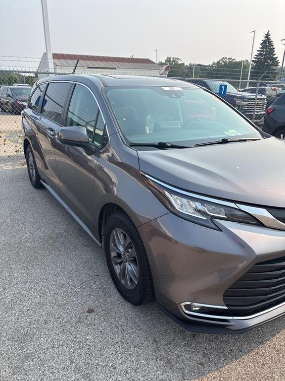 used 2022 Toyota Sienna car, priced at $38,999