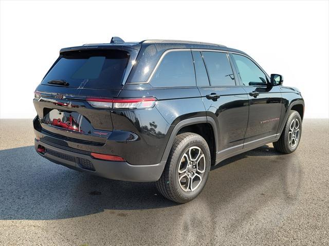 used 2022 Jeep Grand Cherokee car, priced at $33,999