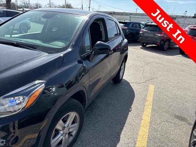 used 2022 Chevrolet Trax car, priced at $17,999