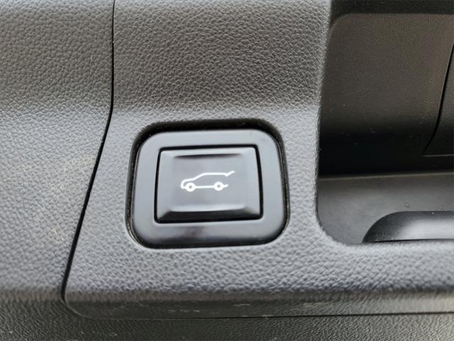 used 2022 GMC Acadia car, priced at $27,999