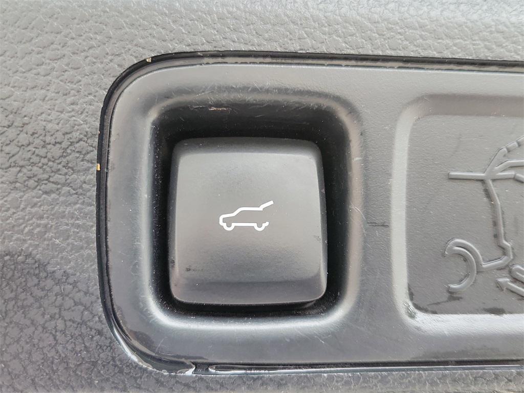 used 2021 Ford Expedition car, priced at $36,999