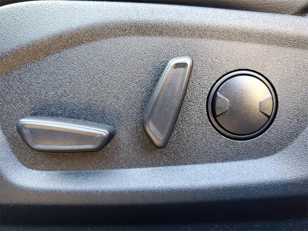 used 2021 Ford Edge car, priced at $17,555