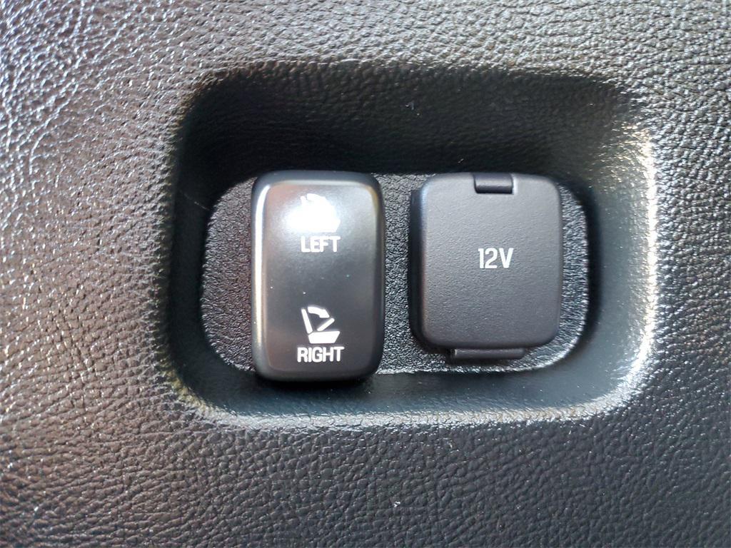 used 2021 Ford Edge car, priced at $17,555