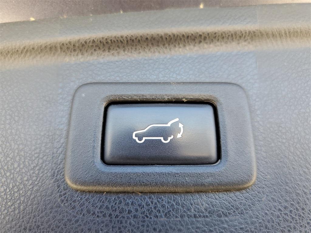 used 2016 Subaru Outback car, priced at $15,999
