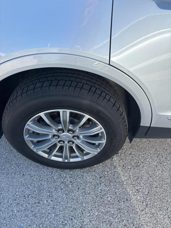 used 2017 Cadillac XT5 car, priced at $20,999