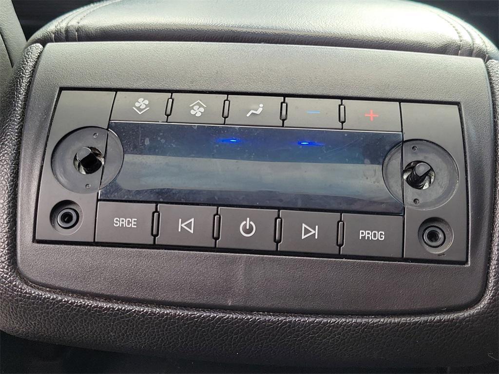 used 2015 Chevrolet Traverse car, priced at $9,998