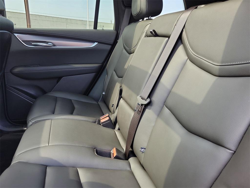 used 2024 Cadillac XT6 car, priced at $39,998