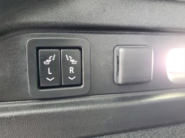 used 2024 Cadillac LYRIQ car, priced at $49,999