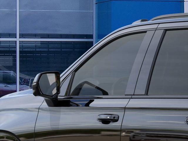 new 2025 Chevrolet Suburban car, priced at $78,250