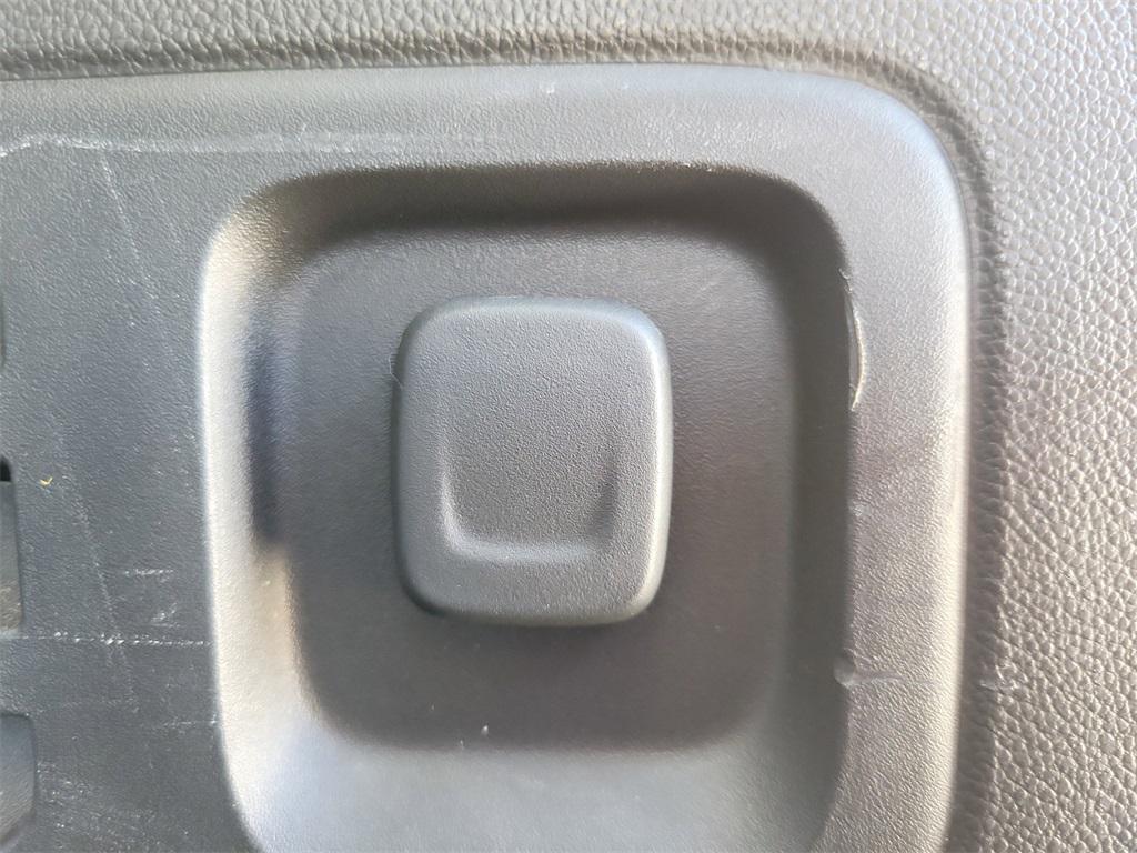 used 2019 Chevrolet Traverse car, priced at $22,799