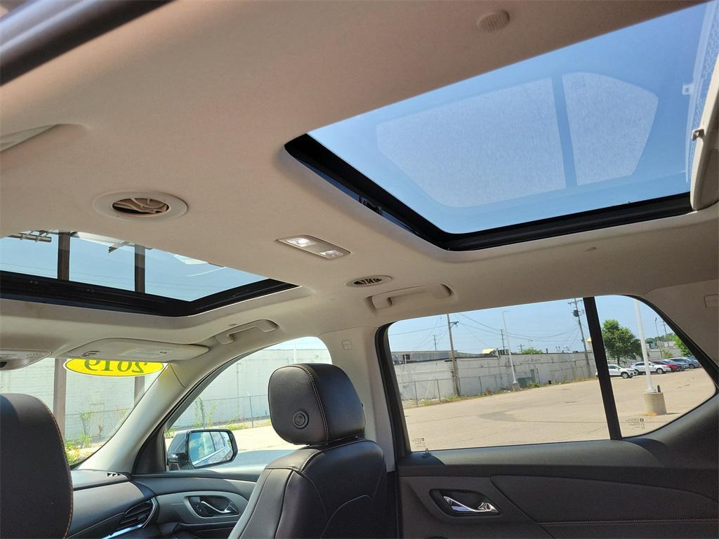 used 2019 Chevrolet Traverse car, priced at $22,799