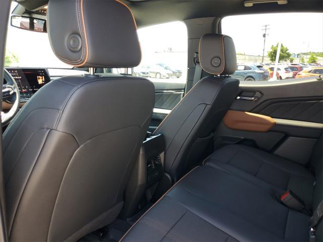 used 2024 GMC Canyon car, priced at $42,998