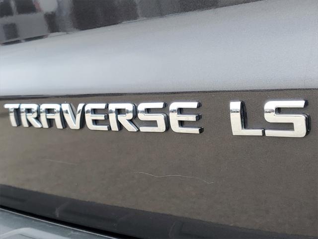 used 2015 Chevrolet Traverse car, priced at $12,998