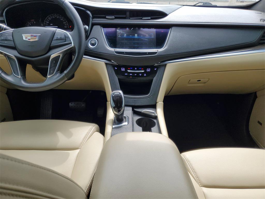 used 2018 Cadillac XT5 car, priced at $17,889
