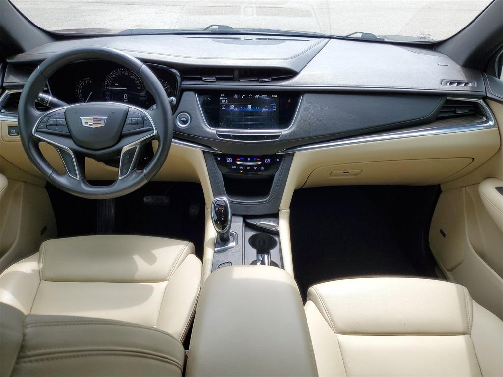 used 2018 Cadillac XT5 car, priced at $17,889