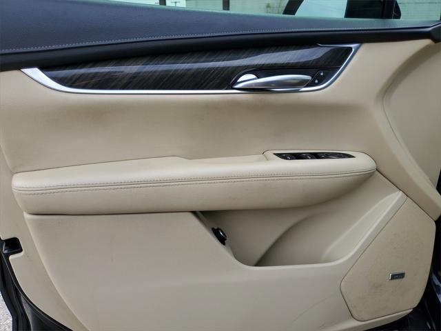 used 2018 Cadillac XT5 car, priced at $22,999