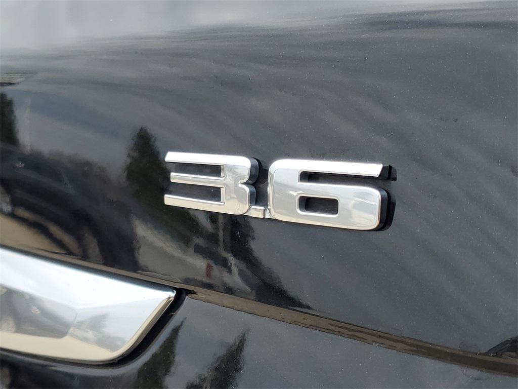 used 2018 Cadillac XT5 car, priced at $17,889