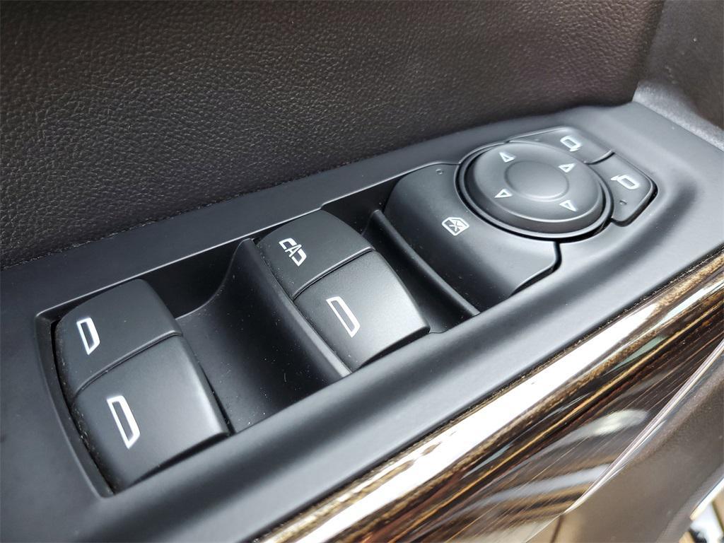 used 2021 GMC Sierra 1500 car, priced at $38,999