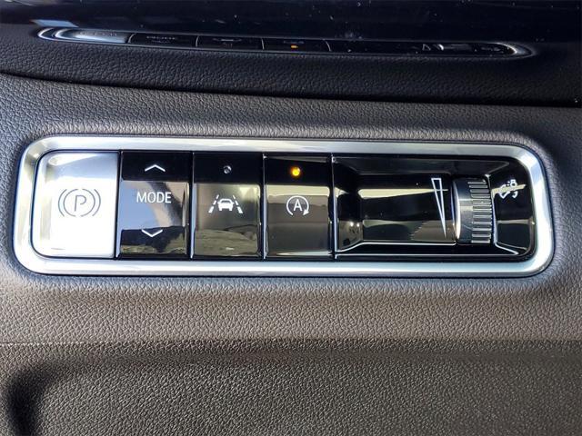 new 2025 Buick Envision car, priced at $36,254