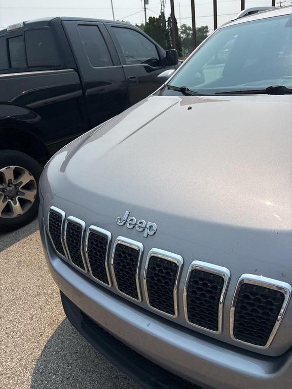 used 2019 Jeep Cherokee car, priced at $9,988