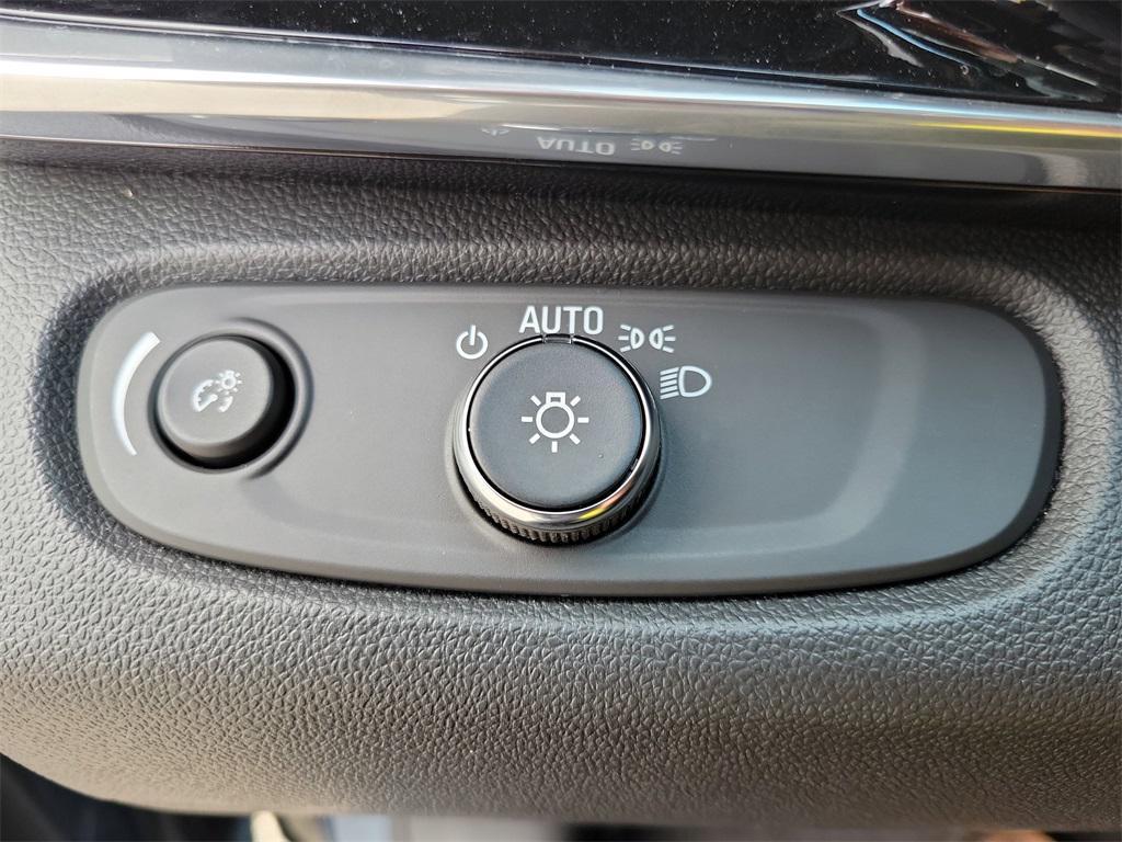 used 2024 Buick Envista car, priced at $25,998