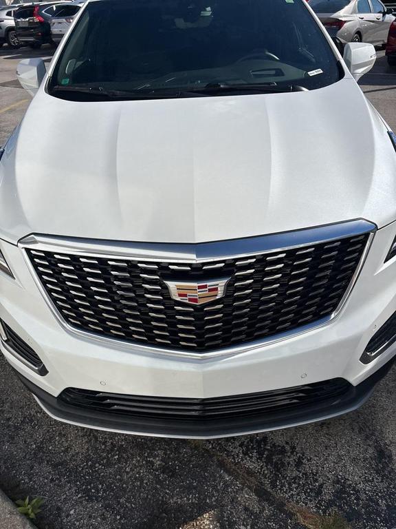 used 2024 Cadillac XT5 car, priced at $42,999