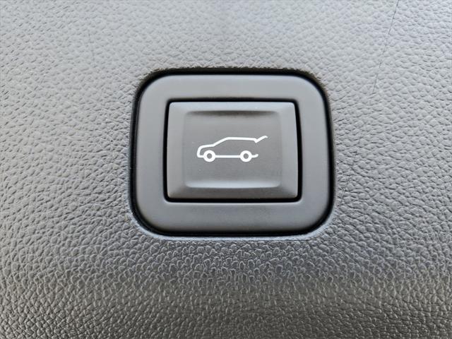 used 2024 Cadillac Escalade ESV car, priced at $89,998