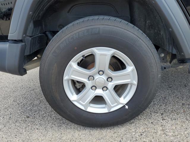used 2021 Jeep Wrangler Unlimited car, priced at $28,998