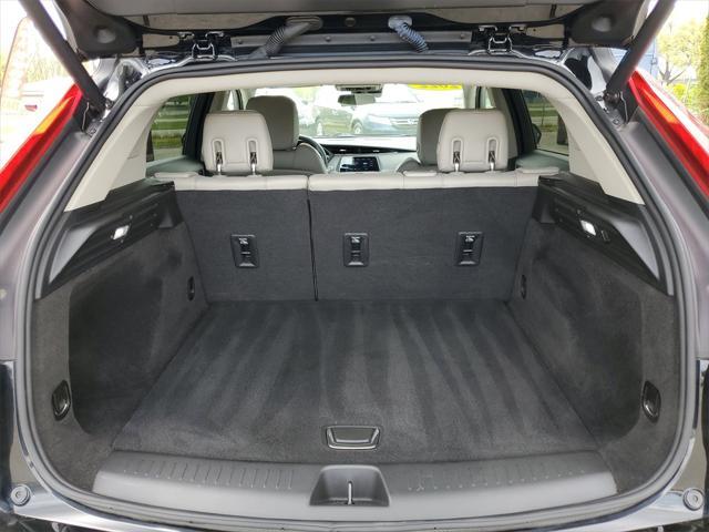 used 2022 Cadillac XT4 car, priced at $28,999