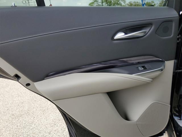 used 2022 Cadillac XT4 car, priced at $28,999