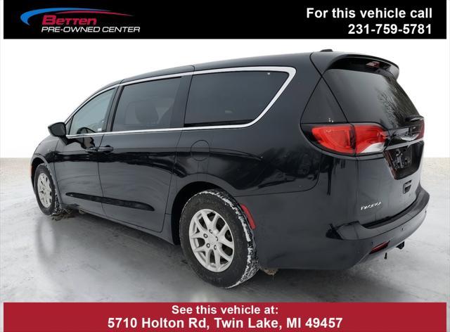 used 2017 Chrysler Pacifica car, priced at $15,999